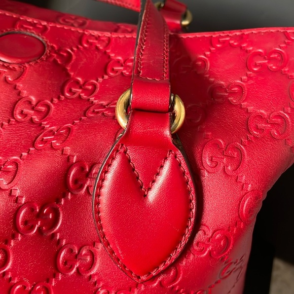 Authentic Gucci Red Leather Tote/ Shoulder Bag. - Picture 10 of 16
